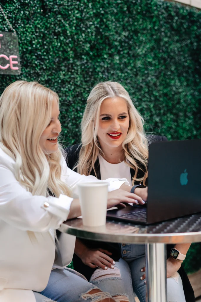 Tiffany Coyle & Tab Row working in NYC